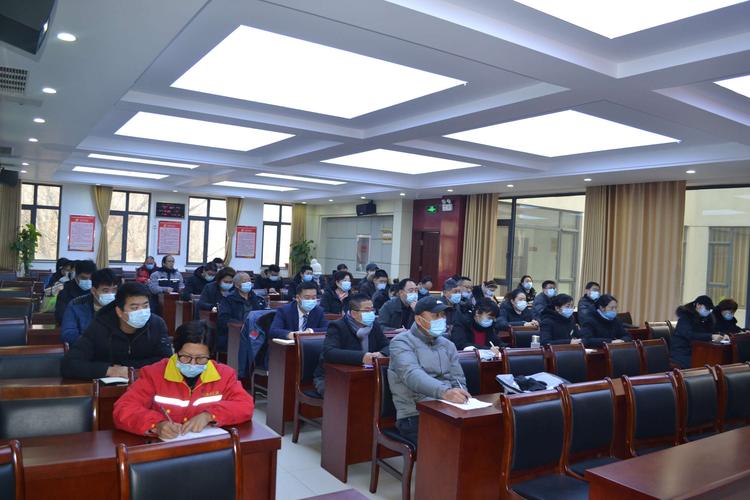 七里山派出所联合七里山办事处召开冬季消防安全工作会议