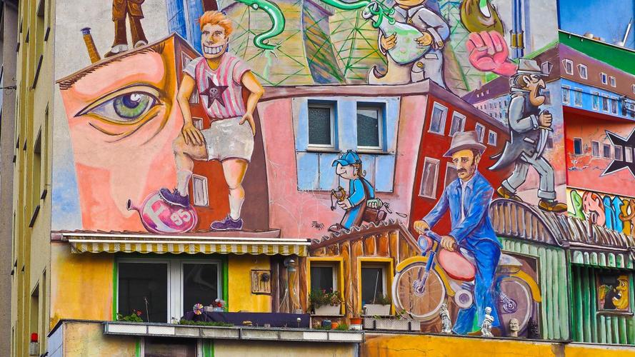 街头涂鸦图片,分享一组手绘其他图片给大家,图中的桌面壁纸壁纸