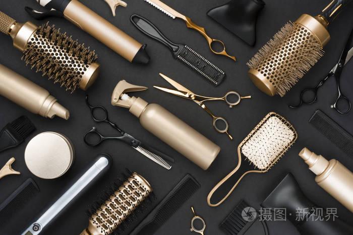 黑色背景的专业美发工具全套框架