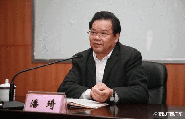 黎福超,广西玉林陆川人,桂林福达集团公司董事长.10.黎福超