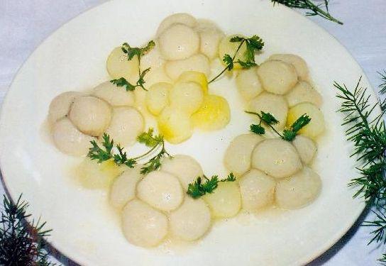 以下为正文       cpro_   &nbsp;    &nbsp; 菜谱制法: 鱼茸调味挤成