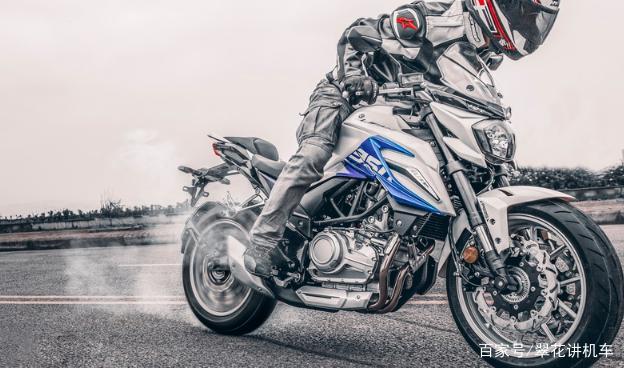 机车:力帆双缸运动街车,kp350试驾体验!