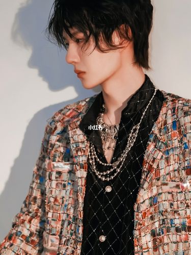 王一博香奈儿品牌形象大使_王一博_香奈儿怎么样_时尚