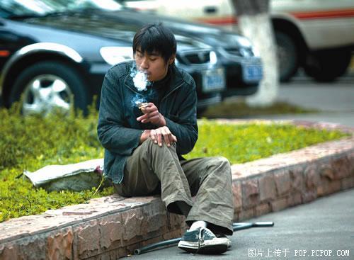街头乞丐变身全过程(组图)