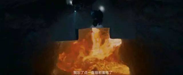 巨型蜘蛛(大boss?) 既然各种各样灾难的电影,那就离不开特效团队.