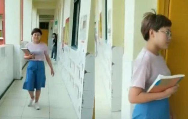 老师进教室前后对比,上演"一秒变脸",让人害怕又憋不住想笑