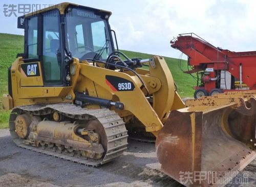 超靓的卡特履带式装载机953d