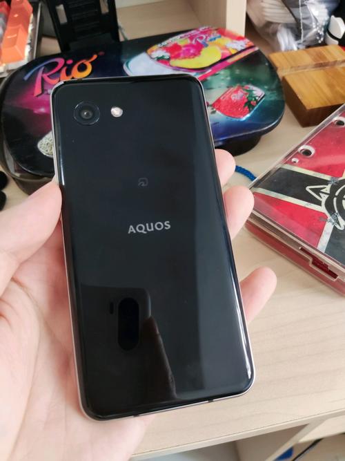 夏普aquos r2 compact