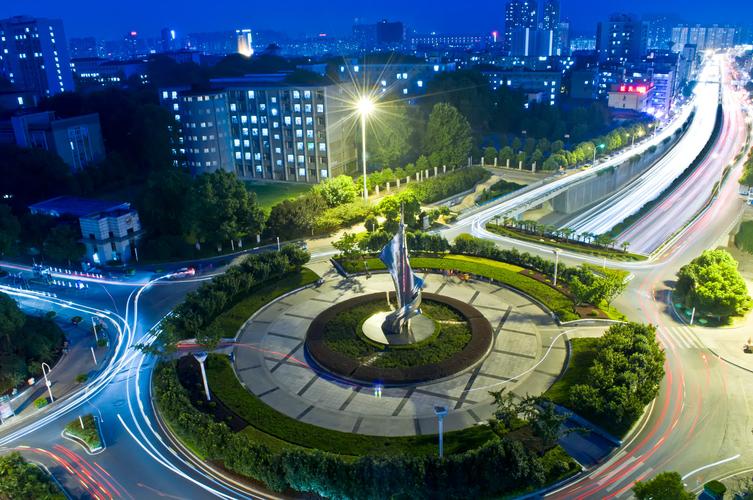 理工马房山转盘 八人口一口鸟发布于  6月4日