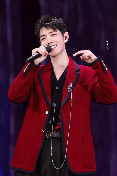 肖战被曝更换造型师团队!寸头变得有型,时尚资源更胜一筹