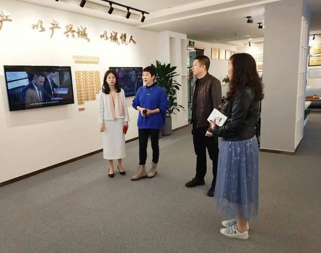 商业地产一姐刘晓兰新春第一站:成都