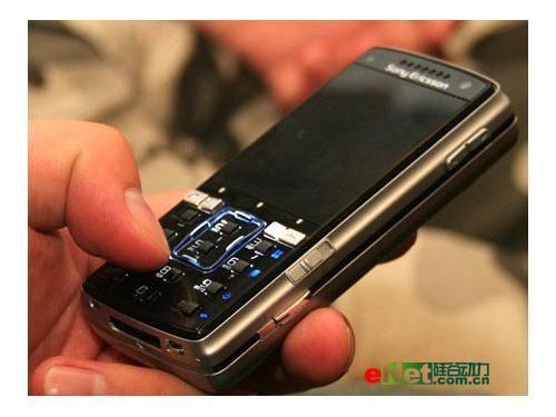 图为:索爱k850手机