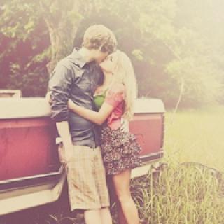 欧美情侣头像一对接吻