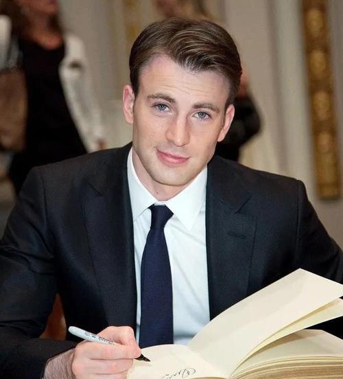 "杏鲍菇"风波后,美国队长又上热搜了!