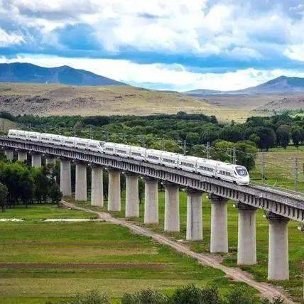 10月11日起 全国铁路将实行第四季度列车运行图