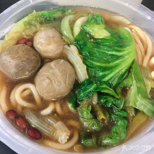 正宗桂林米粉(金沙江路店)酸豆角牛丸粉图片 - 第2张