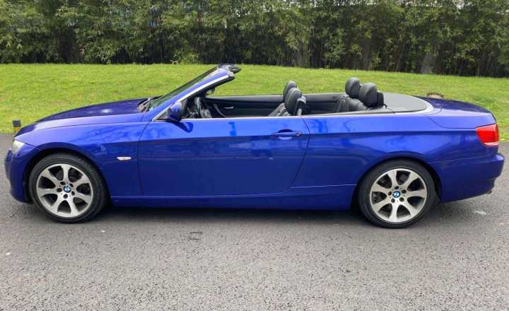 长沙二手宝马3系(进口) 2009 款 330i敞篷轿跑车 蓝色 - 小猪二手车