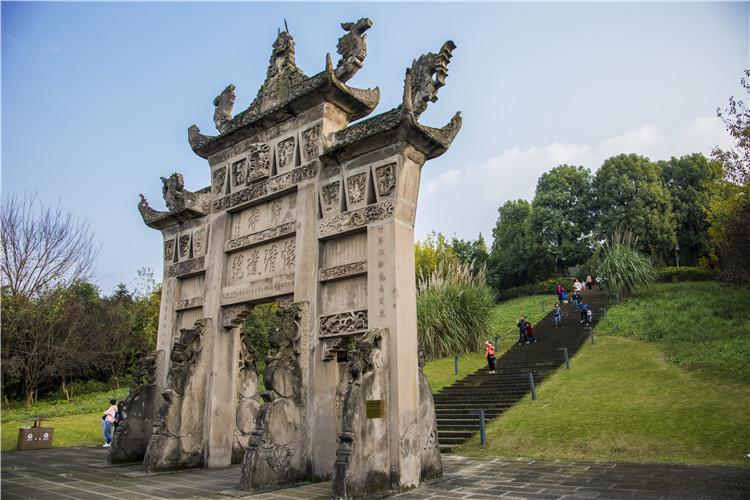 照母山森林公园.jpg