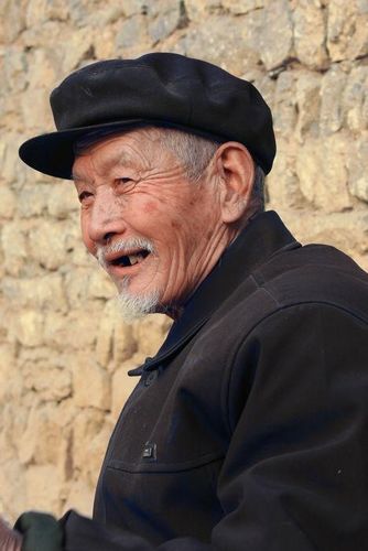 慈祥老人的唯美图片