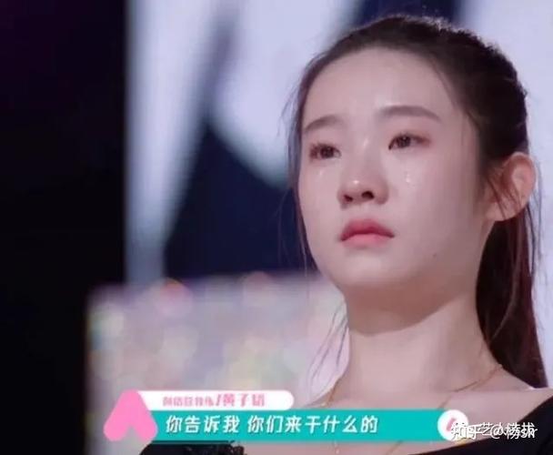 11岁加入时代峰峻邓恩熙被嘲大公主她和张艺凡究竟谁会是时代峰峻未来