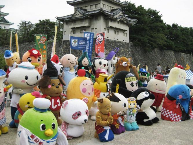 的hello kitty红遍全球,大家才真正知道日本的吉祥物大玩偶有多黱可爱