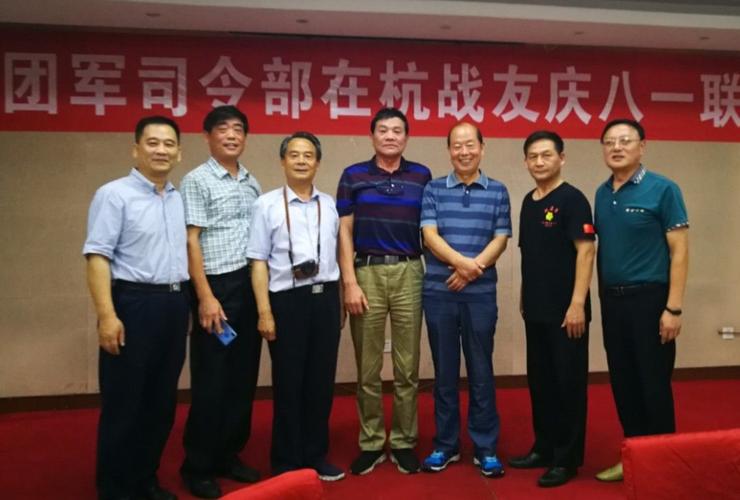 左起叶文呈,孔忠,索学金,郁士高,郭金华,严杰,黄沿.