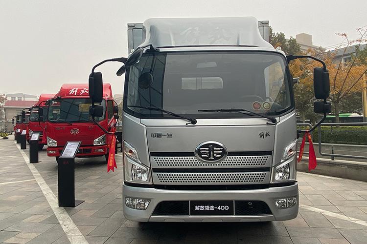 一汽解放轻卡 领途-4dd 160马力 4×2 国五 厢式载货车