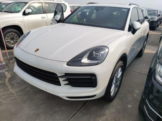 2021款保时捷卡宴现车工艺精良运动suv