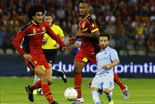 比利时国家队教练示好费莱尼,有望参加今年欧洲杯