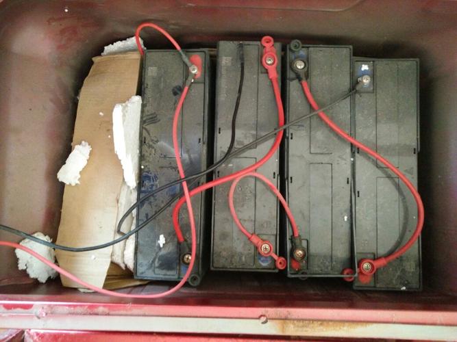 在线等!电动三轮电瓶接线!