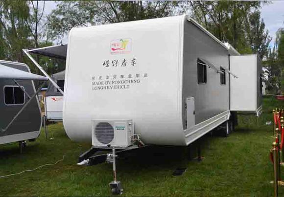 嵘野营地专用房车.诺亚 11米双拓展舱