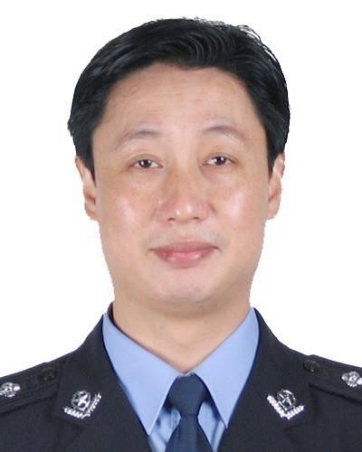 曾任远安县人民政府副县长,党组成员,县委政法委副书记,县公安局党组