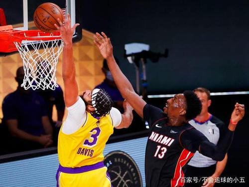 戴维斯扣篮