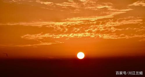 早上太阳出来的前后的美景!