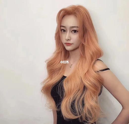 橙色_发型_发色_短发_显白_烫发_理发_刘海_接头发_染发_理发店_卷发