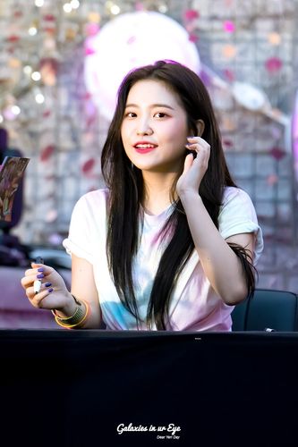 金艺琳/yeri