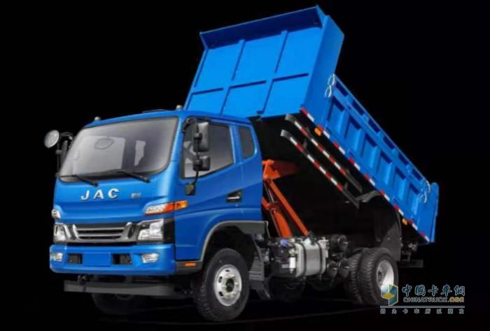 硬核产品暖人心 江淮工程车助德杰公司攀登事业高峰