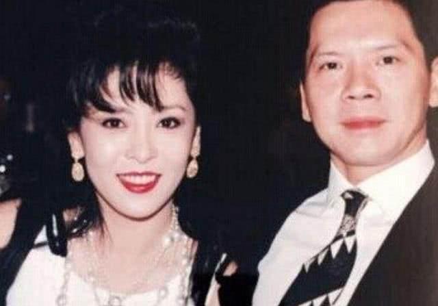 向华强三个孩子,女儿却鲜有人知,妈妈和李小龙有过一段牵扯