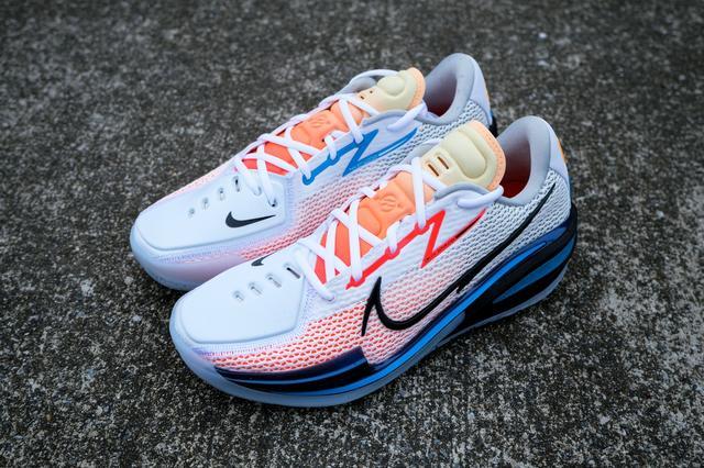 nike air zoom gt cut 新色登场,或将成为2021 最佳实战篮球鞋?