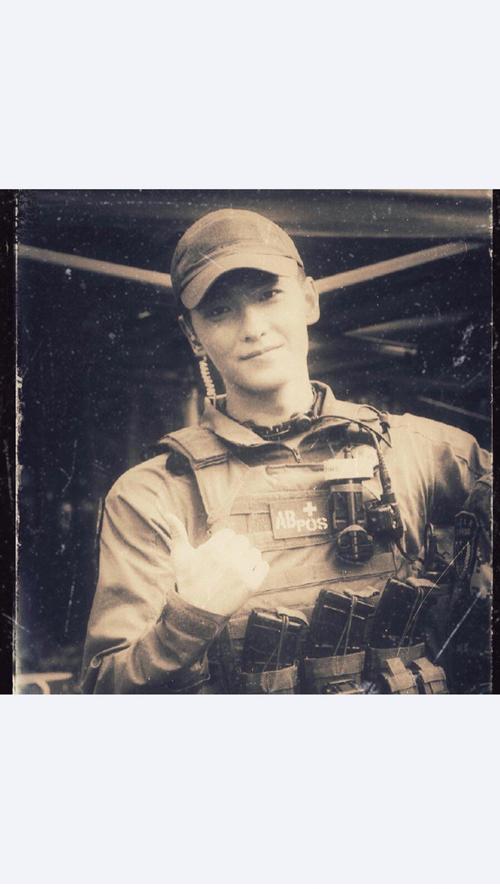 「白色橄榄树」我心目中的阿瓒 - 堆糖,美图壁纸兴趣社区