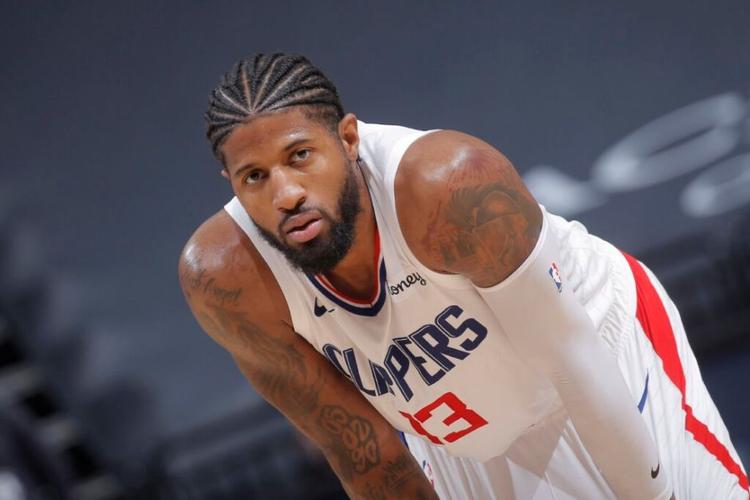 保罗乔治裁判的决定表示质疑为什么我没有罚球