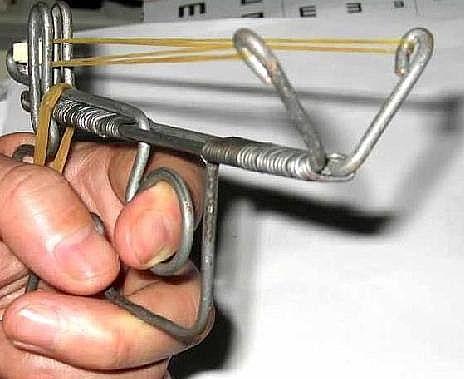 自制玩具-弹弓枪简介