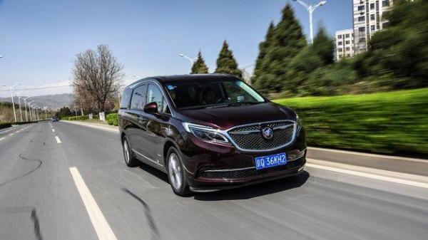 17款别克gl8双十一2.0t豪华优惠报价2.5s提车最低价