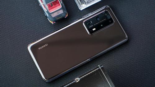 华为p40 pro :100倍双目变焦万米之内没有视野盲区