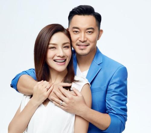 他们绝对是娱乐圈中的模范夫妻了,其实以前的沙溢真的是很帅气的,但是