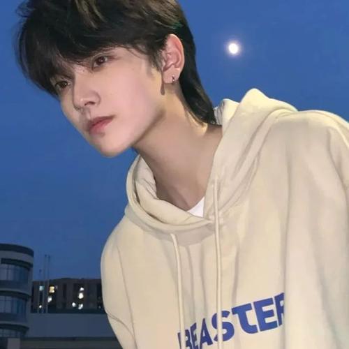 温柔的男生头像