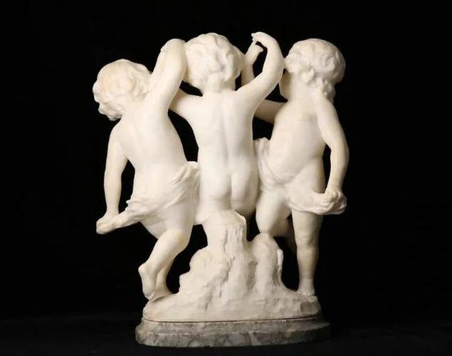 古列尔莫61普吉两代三人雕塑的美轮美奂