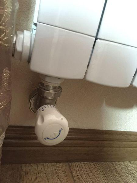 暖气片的温度调节阀怎么才能调节到最热? ,暖气片