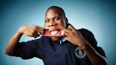 世界上嘴巴最大的人视频