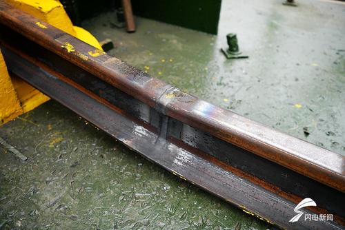 从125米到500米探秘一根超长高铁钢轨的诞生